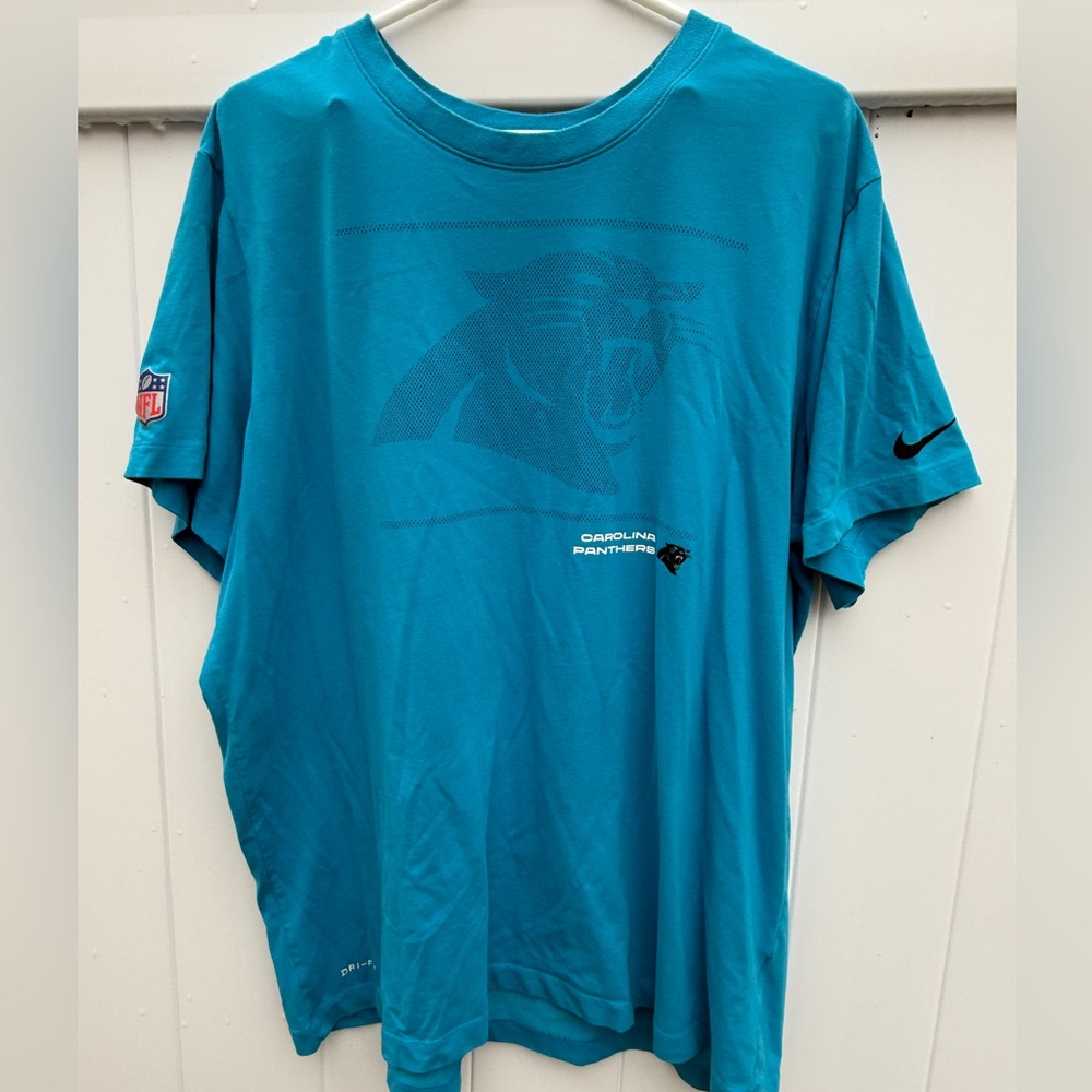 Nike Men's Carolina Panthers T-Shirt